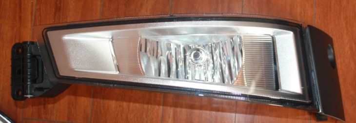 VOLVO 21221151 ΝΈΟ FH ΚΑΙ FM ΟΜΊΧΛΗΣ ΦΑΝΌΣ ΕΝΙΑΊΟ ΒΟΛΒΌ RH
